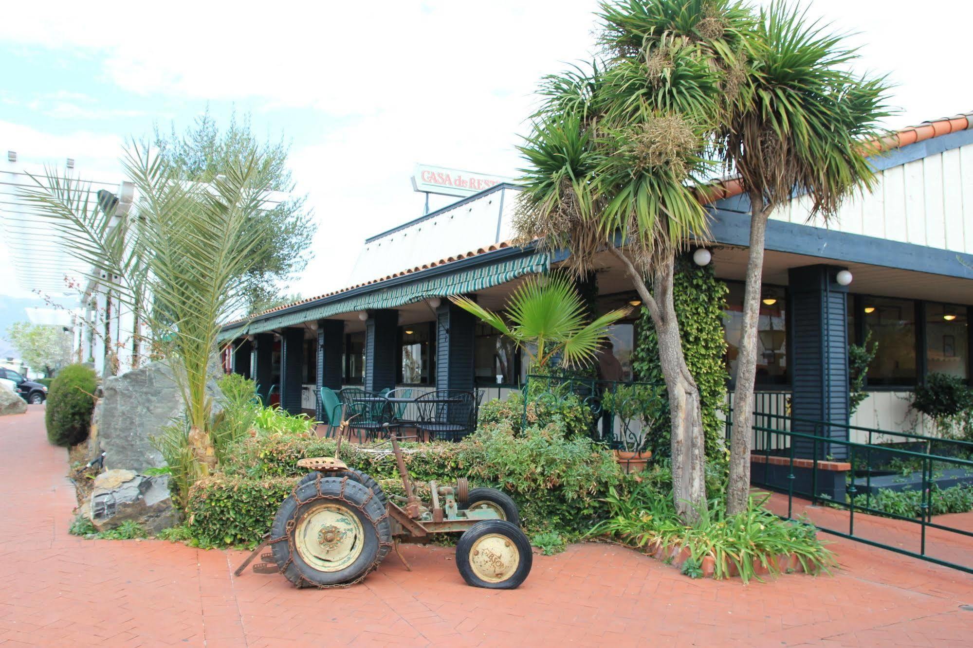Casa De Fruta Cabins, Inn & Rv Park Hollister Buitenkant foto